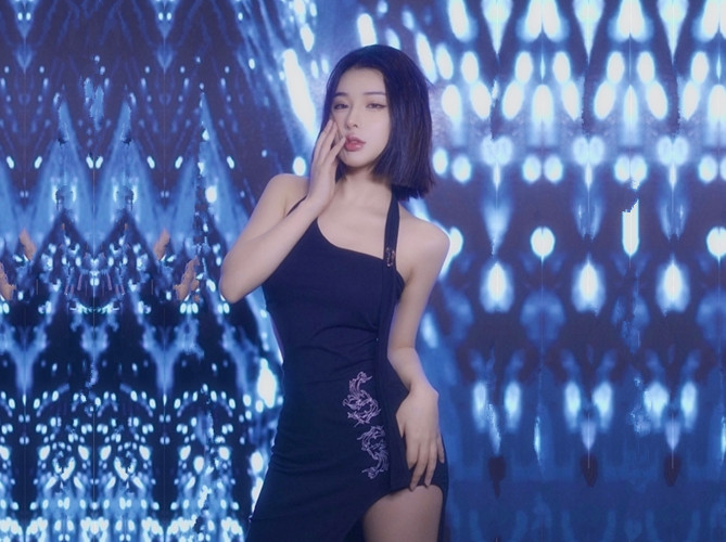 新片速递约炮高端女 无 套 内 射 练 操 2 炮